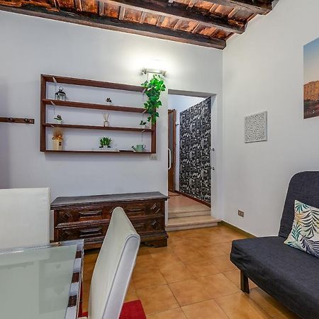 רומא Colosseum Country Chic Apartment מראה חיצוני תמונה