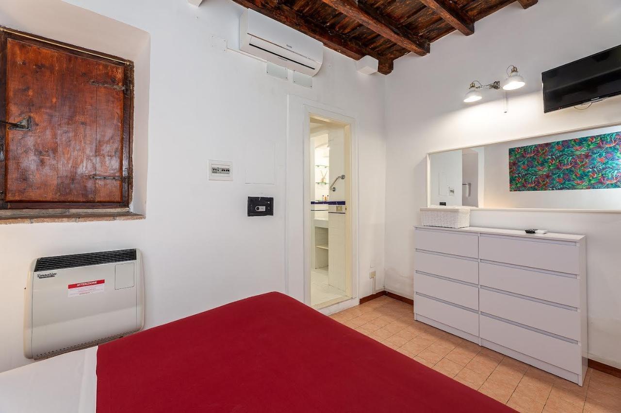 רומא Colosseum Country Chic Apartment מראה חיצוני תמונה