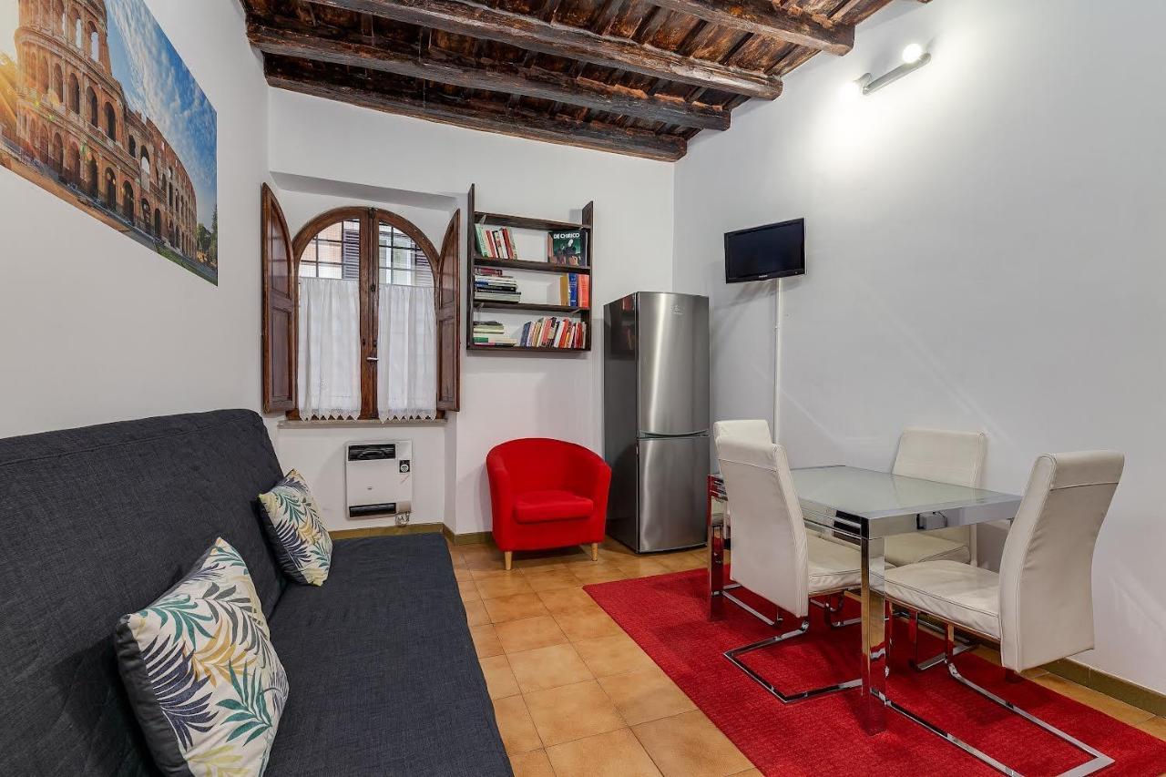 רומא Colosseum Country Chic Apartment מראה חיצוני תמונה